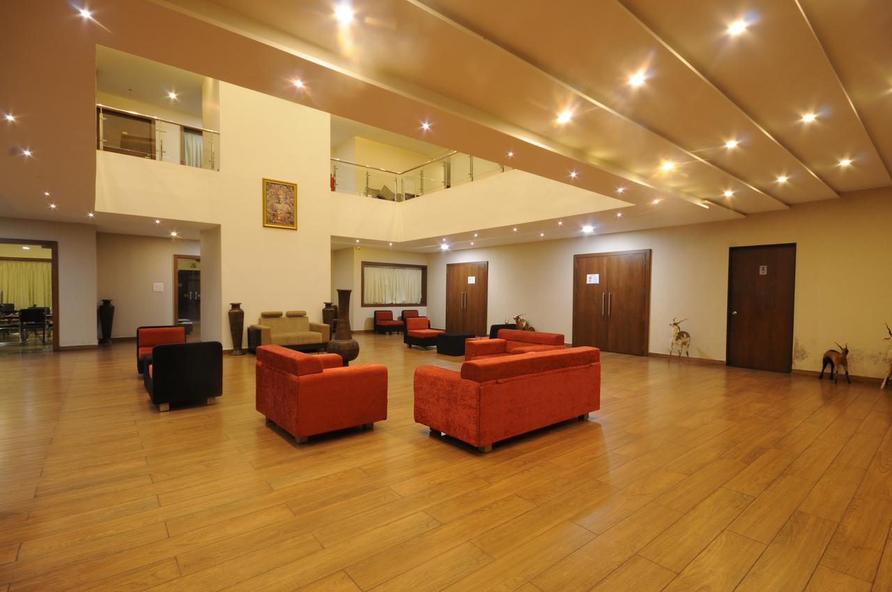 Vishal Lords Inn Gir Forest Malanka Exterior foto
